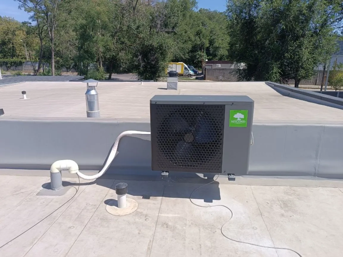 Stuginstallation med Mycond Split värmepumpar BeeHeat-serien