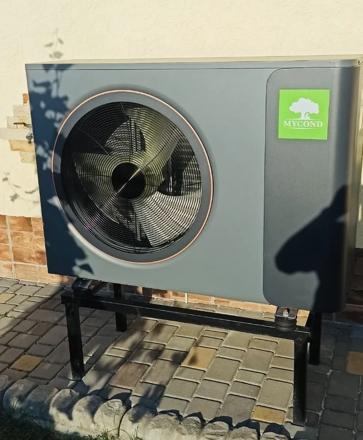 Bostadshus med Mycond värmepump MBasic