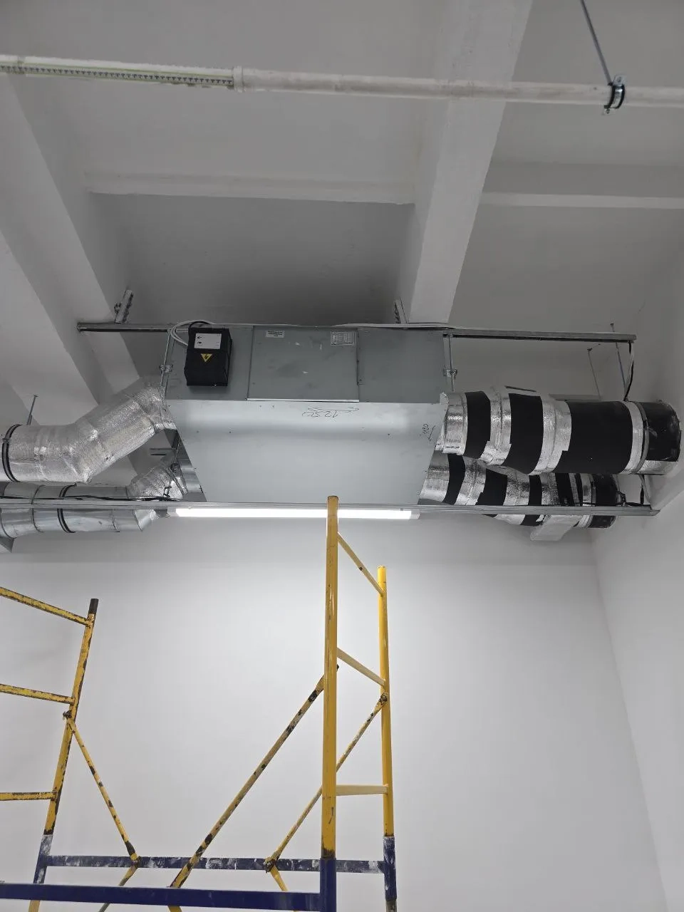 Köpcentrum med Mycond energiåtervinningsventilationsaggregat MVS