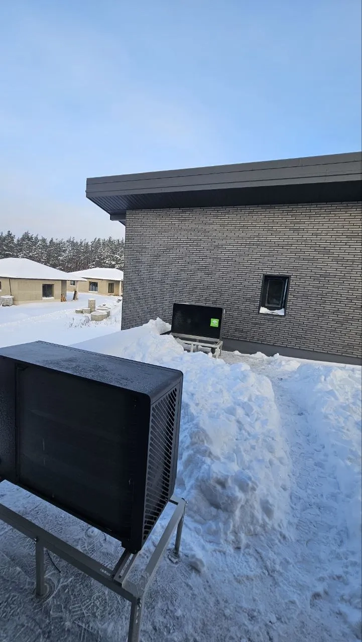 Vinterklar privat bostad med Mycond BeeSmart värmepumpssystem