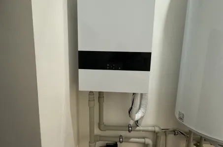 Fristående villa med Mycond Split värmepumpar BeeHeat MHS-U14BH